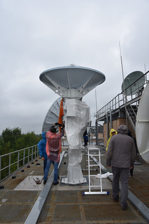 Июль 2019 - поставка приемопередающего комплекса С-диапазона на базе полноповоротной антенны 2.4 м