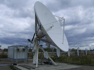 Сентябрь 2012 - Оснащение антенны 7.0 м Vertex RSI системой наведения